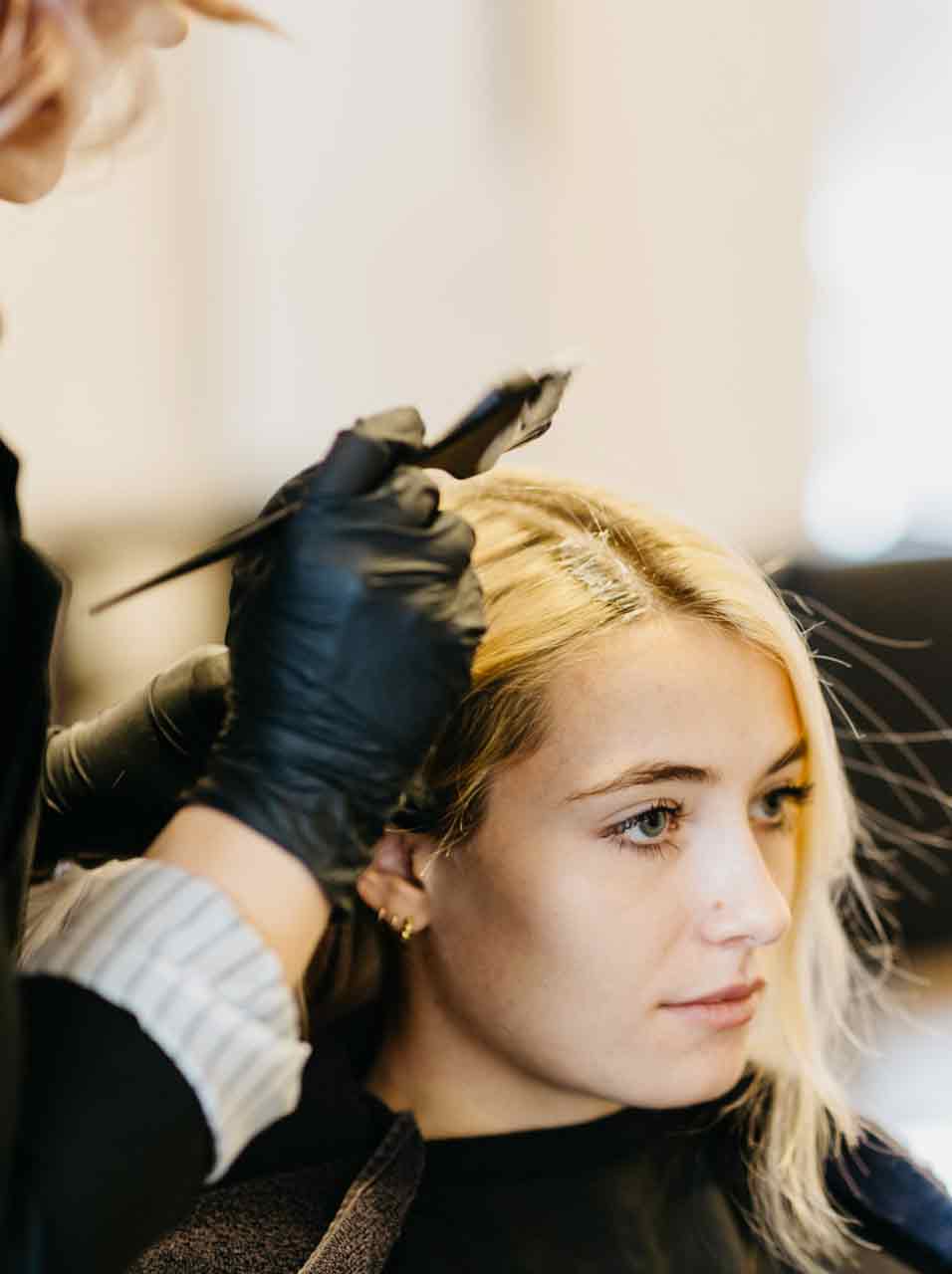 Färben in Belp bei Coiffure Curtins